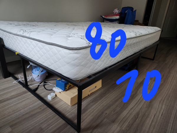 Queen size床垫+床架
